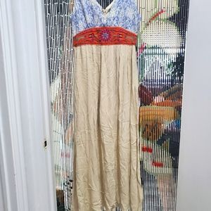 Maxi dress